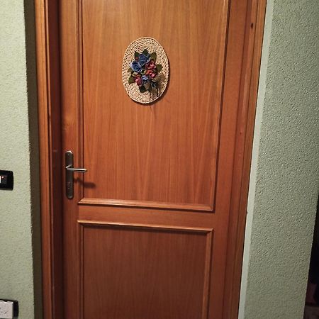 Apartamento La Casa Di Nonna Lia Dimaro Exterior foto