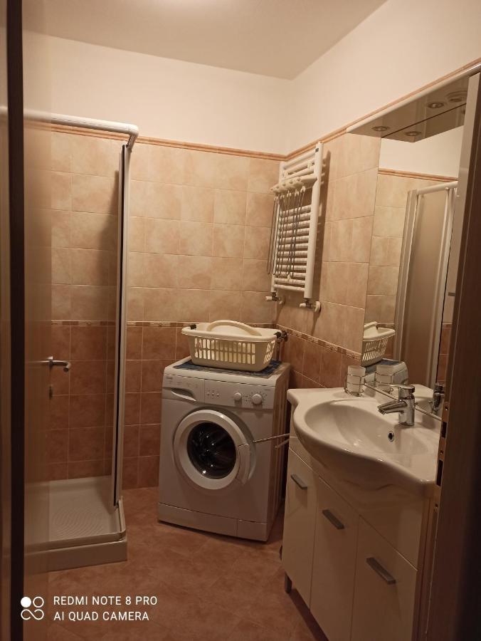 Apartamento La Casa Di Nonna Lia Dimaro Exterior foto